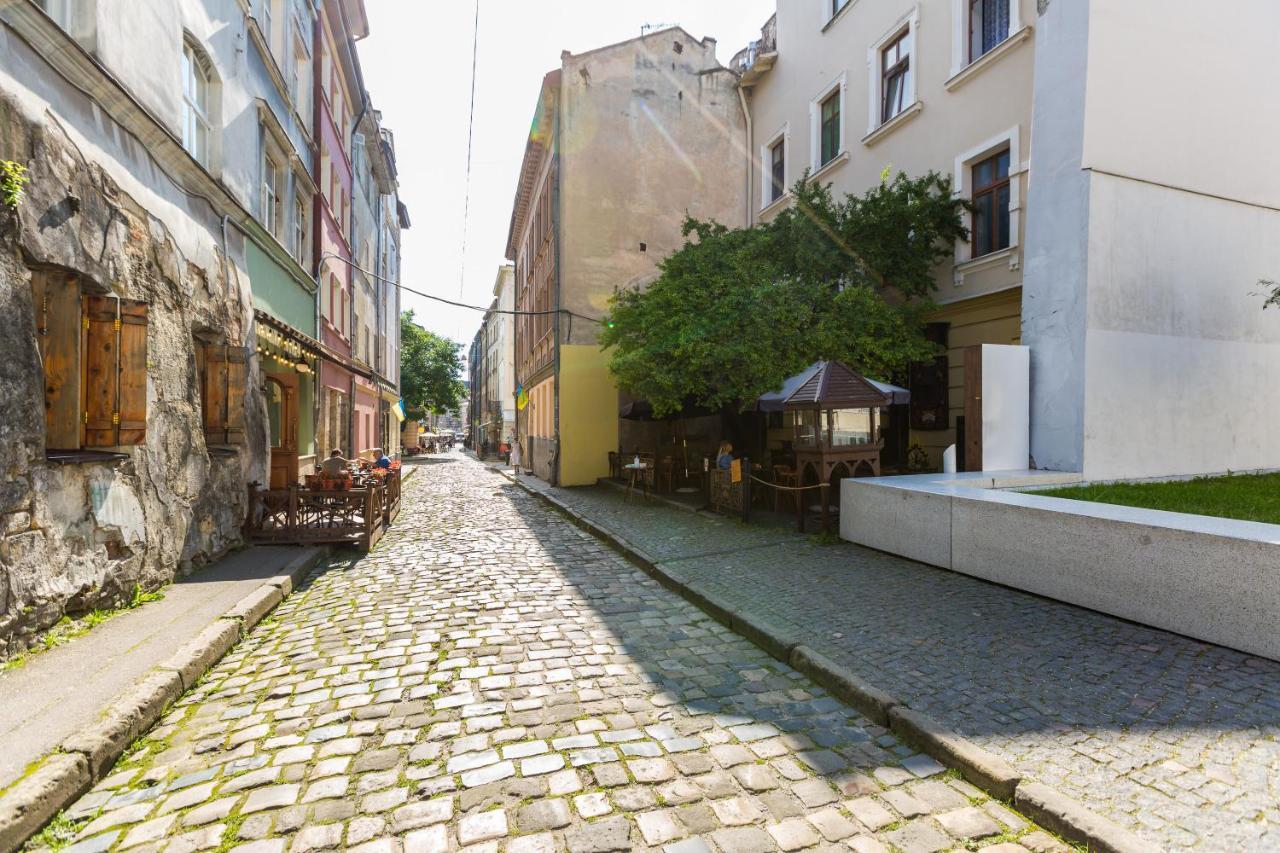 Квартира На Вулиці Федорова 29 Біля Площі Ринок Підвальна Lviv Exterior photo