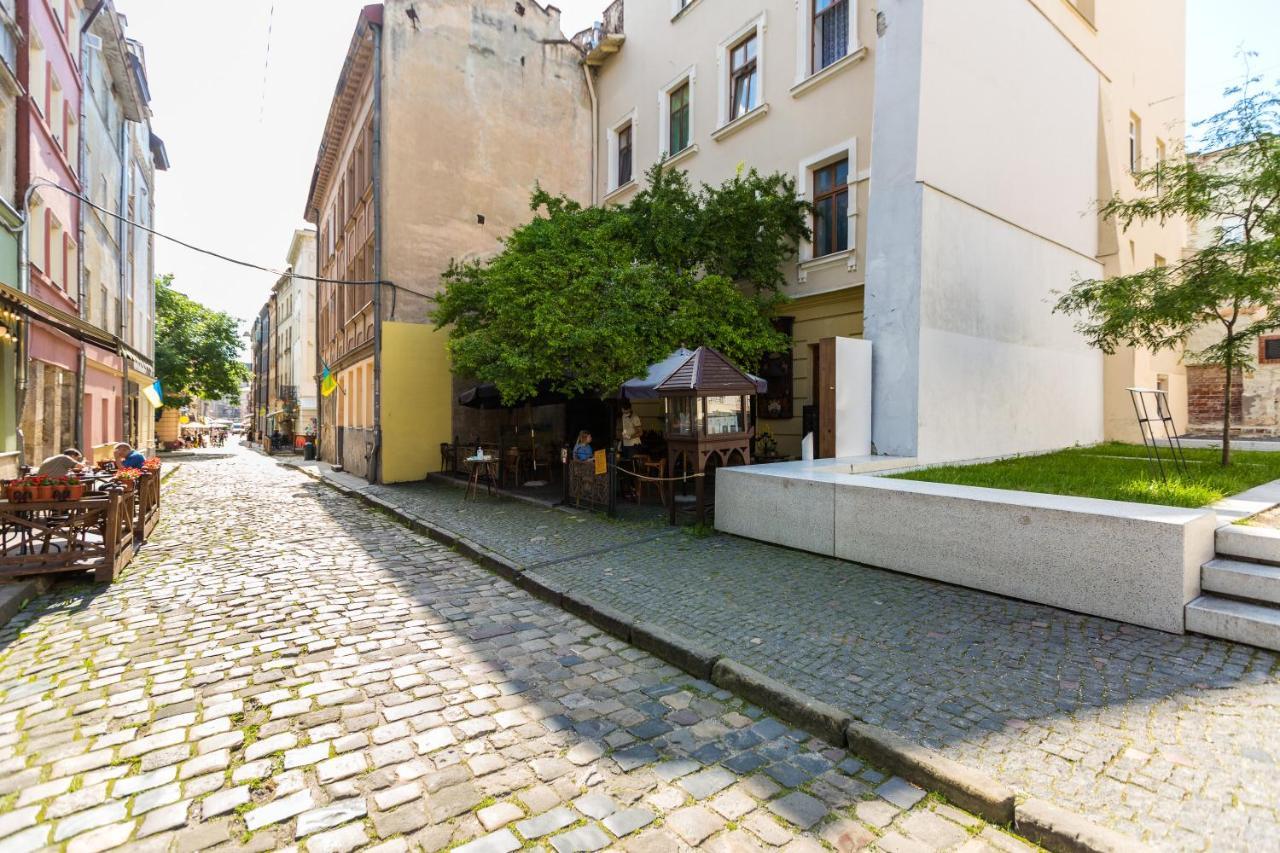 Квартира На Вулиці Федорова 29 Біля Площі Ринок Підвальна Lviv Exterior photo
