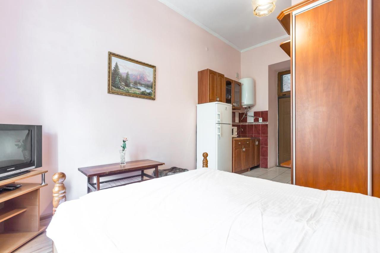 Квартира На Вулиці Федорова 29 Біля Площі Ринок Підвальна Lviv Exterior photo